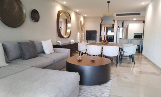 Hopelchen Apartment | Luxury apartment w/private jacuzzi and ocean views