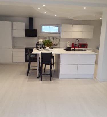Sund Apartment | Luxury Apartment with Exceptional Fishing near Bergen, Norway