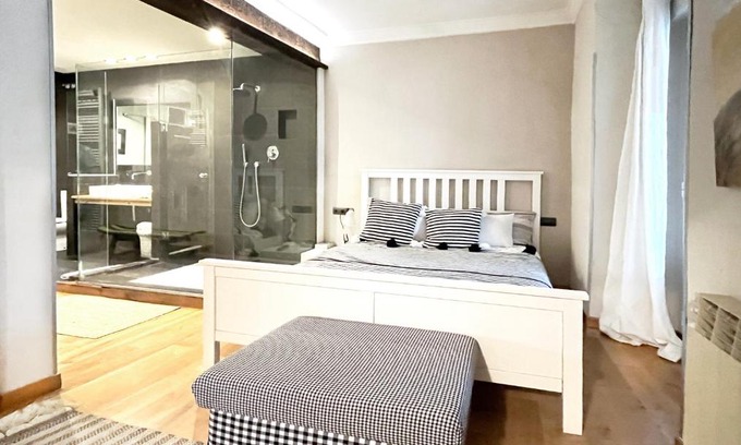 Vitoria-Gasteiz Old Town Apartment | Luxury Arquillos Vitoria
