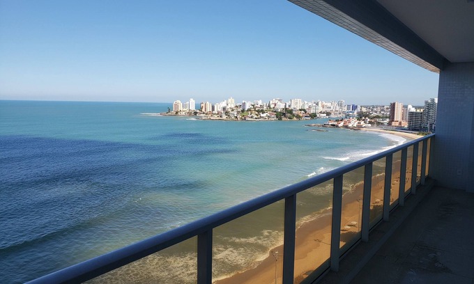 Praia do Morro Apartment | Luxury, Beachfront, 3 Bedrooms 2 Gar.
