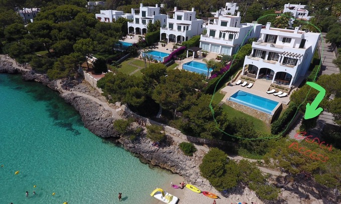 Cala d'Or House | Luxury Beachfront Villa on the beach, 40M to town. Private and peaceful. Bliss