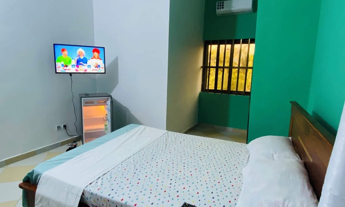Abomey-Calavi Villa | Luxury bed and breakfast, Wifi, Quiet, discreet in a secure area