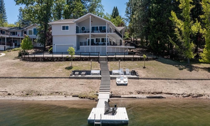 Groveland House | Luxury by the Lake, 40mins to Yosemite