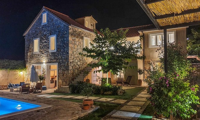 Island Hvar House | Luxury completely renovated stone house, swimming pool, 240m2 living space