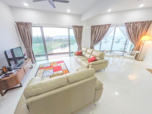 Downtown Kota Kinabalu House | Luxury Condominium at Loft Imago