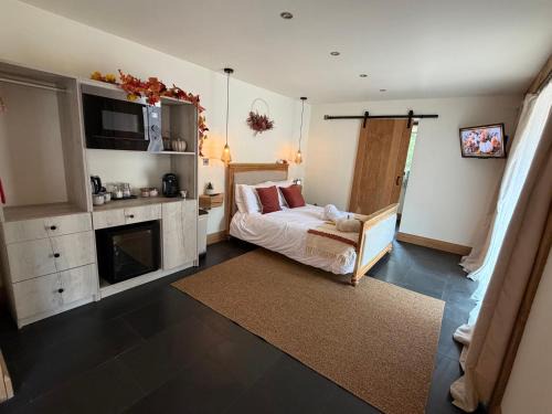 Llangollen House | Luxury Courtyard Studio in Llangollen