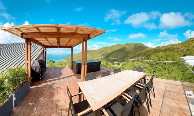Anse Marcel Apartment | Luxury duplex with private jacuzzi and infinity pool