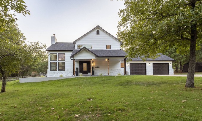 Wagoner House | Luxury Escape: Pond, Pool & 5 Beautiful and Private Acres