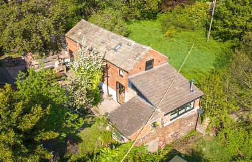 Leeds House | Luxury Escape with Cinema, Pool Table & Darts