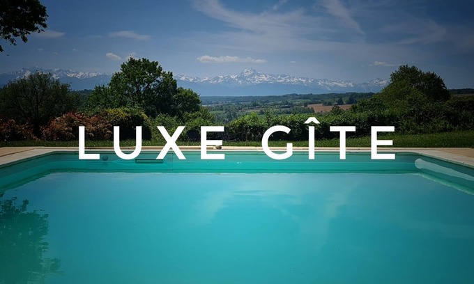 Saint-Loup-en-Comminges Cottage | Luxury gîte with PRIVATE SWIMMING POOL and breathtaking views over the Pyrenees