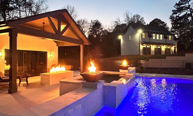 Huntersville House | Luxury Guest House w/Resort Style Pool & Spa, pets welcome