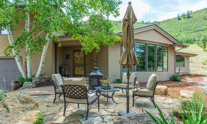 Durango - Purgatory House | Luxury Home on 17 Acres - AC - Fire Pit - Ping Pong - Unmatched Views