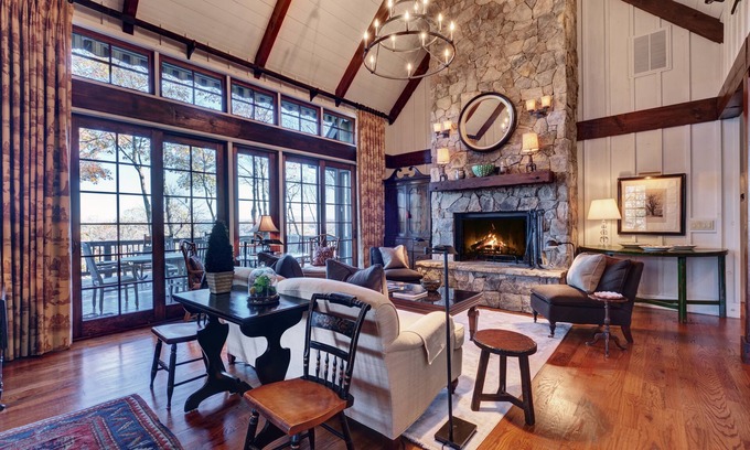 Cashiers House | Luxury Home with Mountain View’s in Old Edwards Club