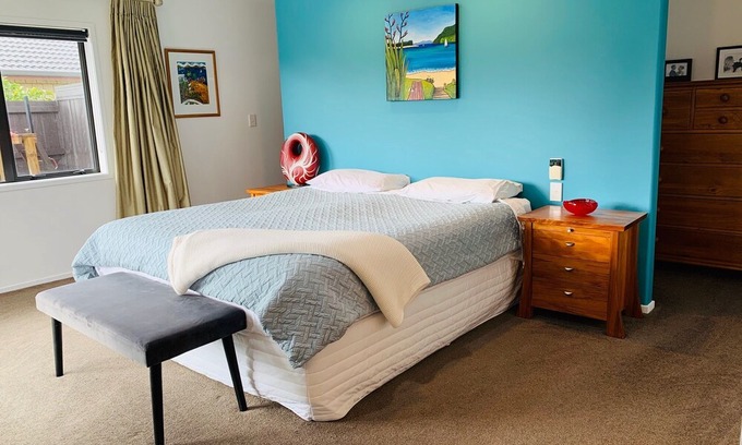 Papamoa Beach House | Luxury in Papamoa - perfect for 2 families.