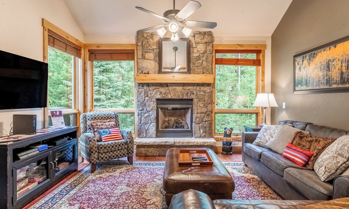 Keystone House | Luxury Keystone Townhome w/Gorgeous Views from Two Private Balconies!