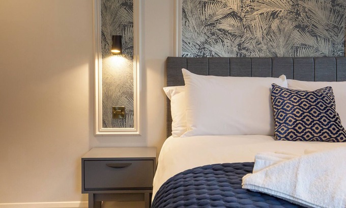 Galway City Centre House | Luxury Large bedroom in the heart of Galway City
