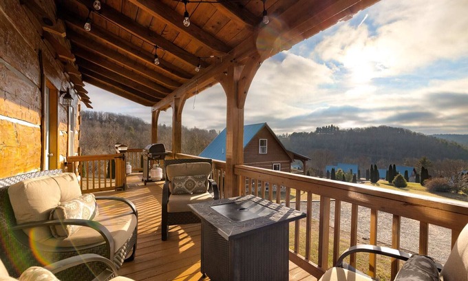 Vesta Cabin | Luxury Log Cabin|Copper Tub|Starry Skies|Gas Logs