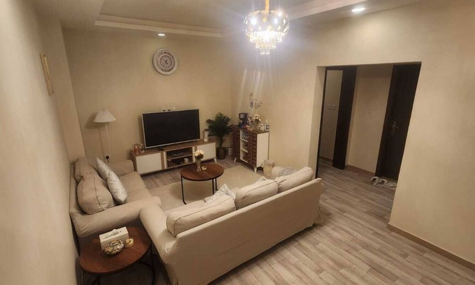 Jeddah Apartment | Luxury Males Shared Dorm in Jeddah. Mall, Corniche.