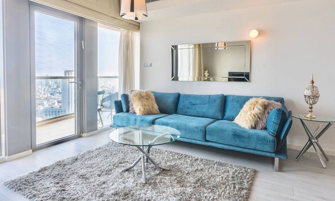 Neve Tzedek Apartment | Luxury Neve Tsedek TLV SEA VIEW 2BR 2BA w/ Terrace~POOL &GYM /PARKING-High floor