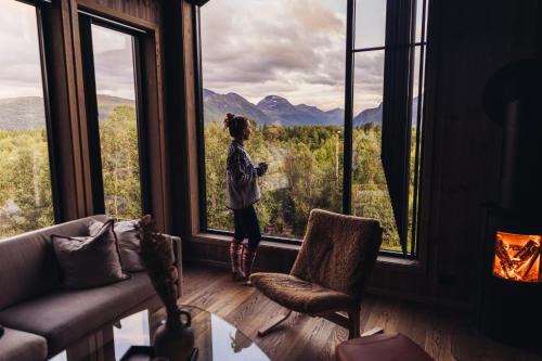 Møre og Romsdal Apartment | Luxury Nordic Suite with Private Sauna and Panoramic Mountain Views