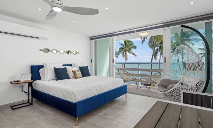Cabezas Apartment | Luxury Oceanfront Apt with Pool at Marina Lanais