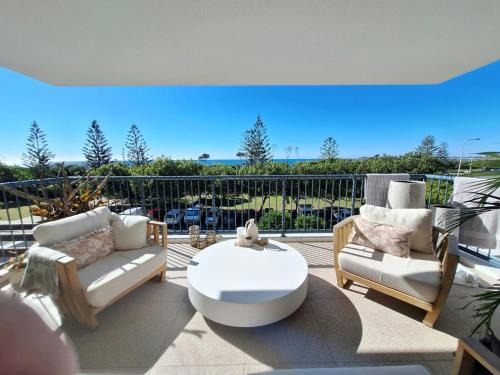 Alexandra Headland Apartment | Luxury Personified on Alex - Ocean Views 2 Bed 2 Bath