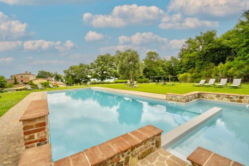 Trequanda Apartment | Luxury Resort with swimming pool in the Tuscan countryside, Villas on the ground floor with private outdoor area with panoramic view