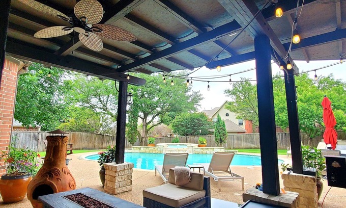 McKinney House | Luxury Resort Style Mckinney Home & FUN! Perfect location to Dallas, Frisco, etc