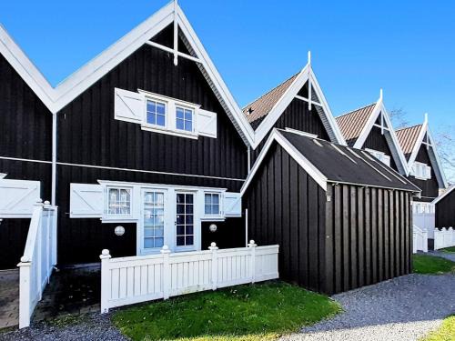 Nykobing Sjaelland House | Luxury Retreat in Rorvig Park-By Traum