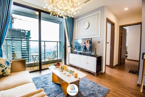 Ngoc Khanh Apartment | luxury Serviced Apartment Vinhomes Metropolis Premium
