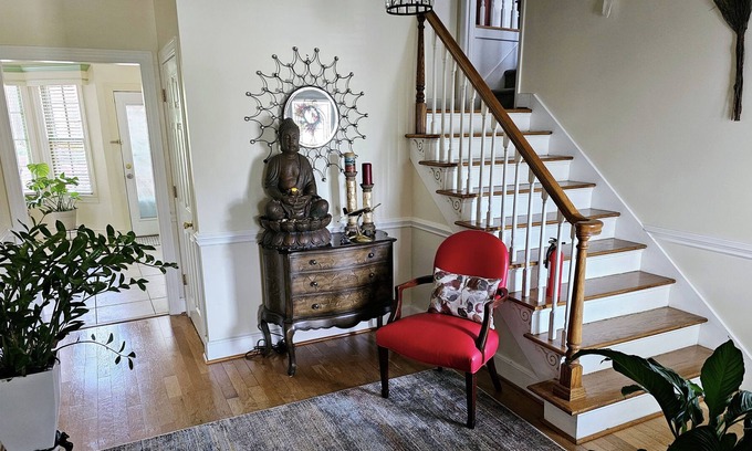 Huntcliff House | Luxury spacious two bedrooms, one bathroom with fast Wi-Fi