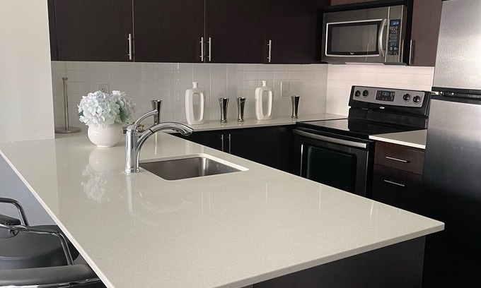 Wellington Place Condo | Luxury stay in heart of Toronto downtown