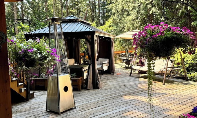 Shawnigan Lake House | Luxury suite with all the amenities of home waiting for you to relax and unwind.