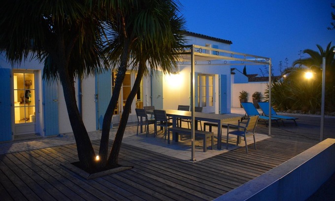 Saint-Denis-d'Oleron Villa | Luxury villa with swimming pool in a quiet and wild environment