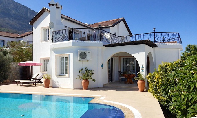Kyrenia District Villa | Luxury villa and private pool with spectacular mountain background and sea views