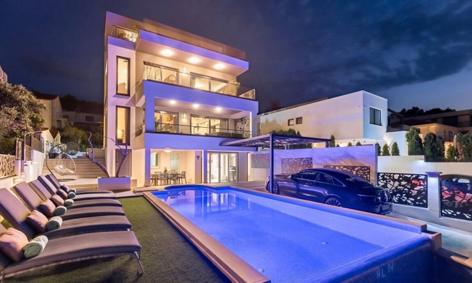 Okrug Villa | Luxury villa Destiny Ciovo 1 by the sea with heated pool at the beach