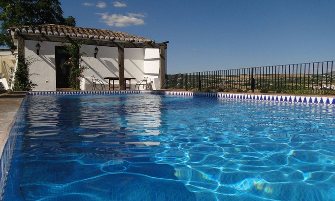 Ronda House | LUXURY VILLA IN RONDA WITH PRIVATE SWIMMING POOL (6)