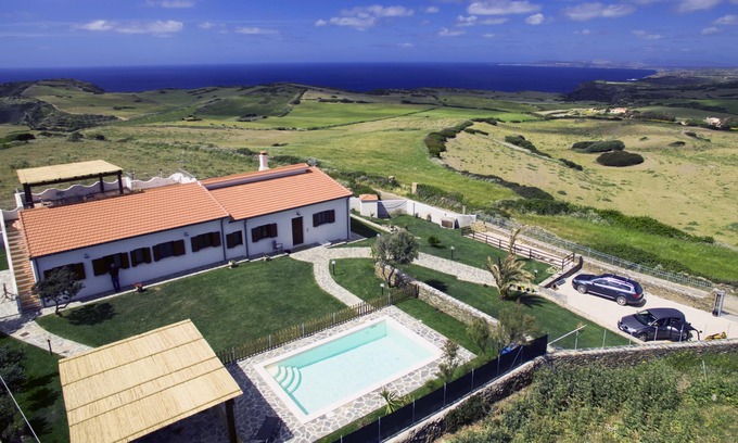 Sassari Villa | Luxury villa in Sardinia with pool and spectacular view of the Stintino sea