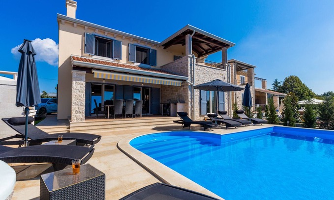 Kastelir-Labinci House | Luxury villa Laura An in Kastelir/Deklici