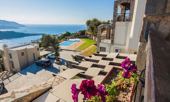 Gundogan House | Luxury Villa Rent Seaview in Gundogan with 3 Bedroomed