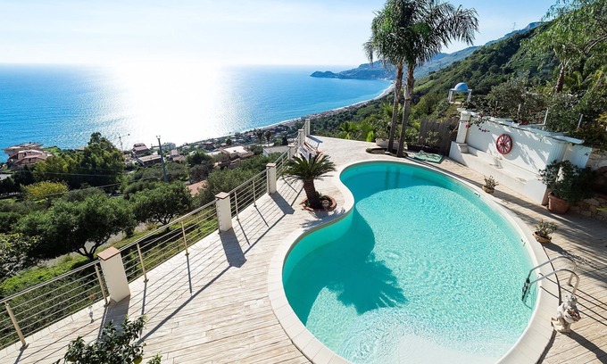 Letojanni Villa | Luxury Villa Sicily, Sea View, 8 People, Private Pool, WiFi, A/C, Garden