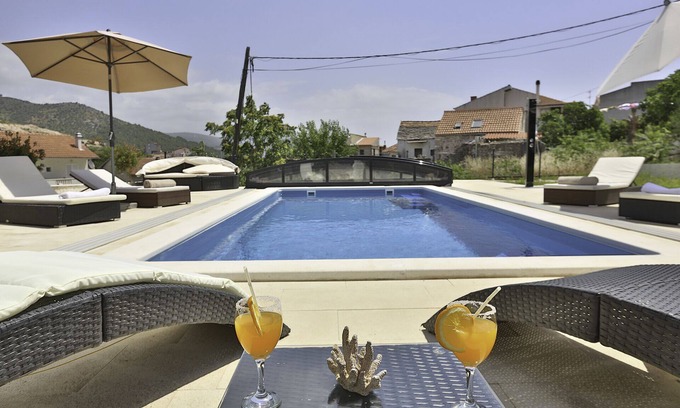 Marina Apartment | Luxury villa with private heated pool and sea view 5