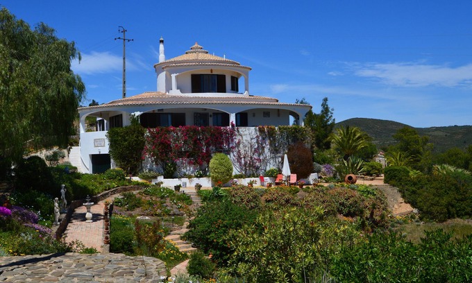 Conceicao Villa | Luxury Villa with sea view, private pool and WiFi