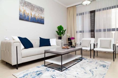 Al Majaz Apartment | Luxury waterview 2BD