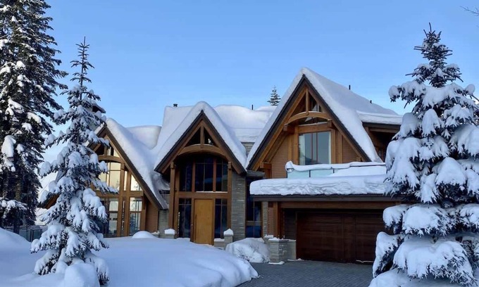 Whistler Creekside House | Luxury Whistler House: Private Pool, Ski Access & Views
