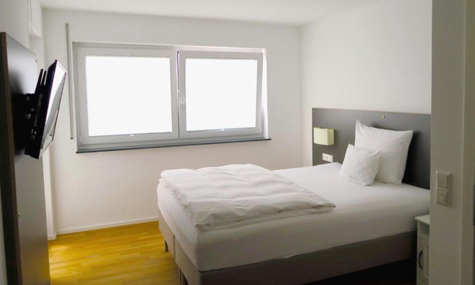 Erlenbach Apartment | Luxury Wohnung mit 2 Schlafzimmer V1