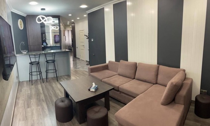 Kentron Apartment | Luxury2BED1Bath/central Yerevan Wi-Fi/2nd Floor/Demrtchyan40./ARMTRAVElTURE.com