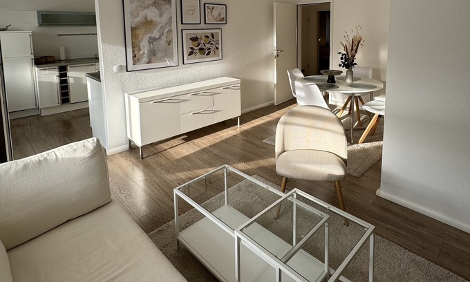 Sudweststadt Ostlicher Teil Apartment | Luxus-3-zimmer Wohnung am Kolpingplatz Inkl. Garage und Balkon