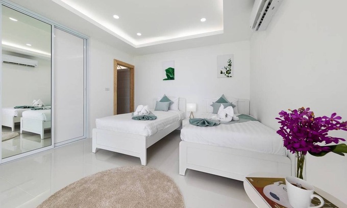 Chaweng City Center Villa | Luxus & Stylish Villa "Blue May" Chaweng Noi