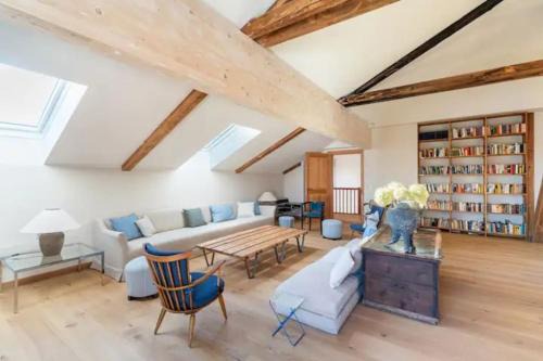 Eichkogl Villa | Luxus Villa mit großem Pool Alleinlage Nähe Graz